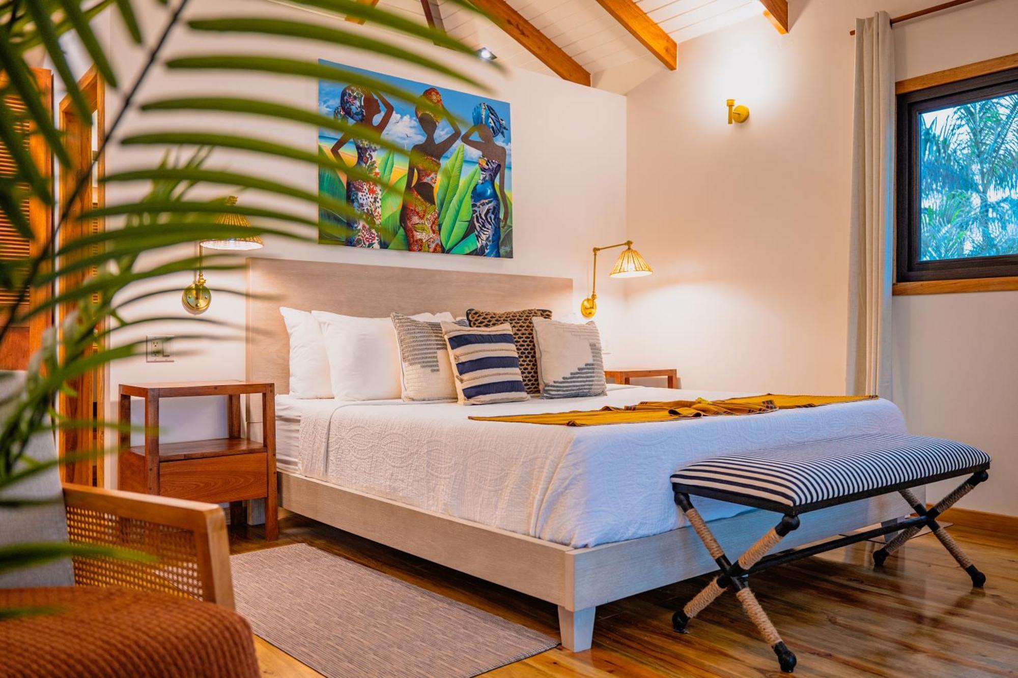Coconut Row Boutique Hotel Хопкинс Экстерьер фото